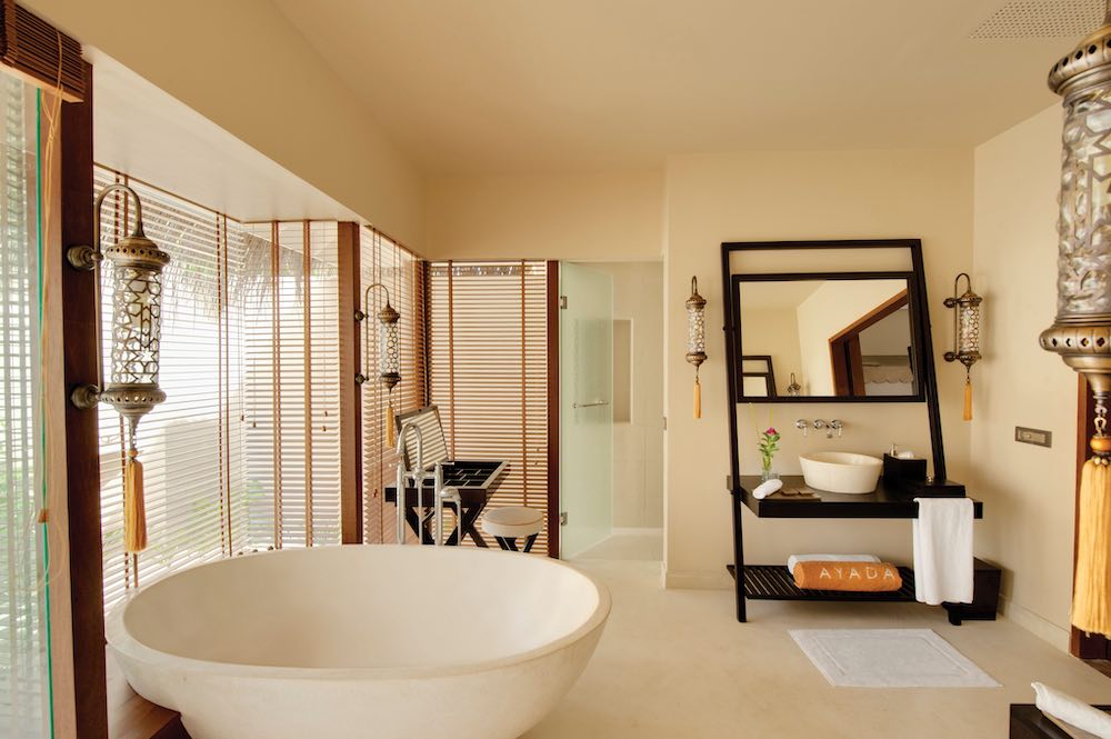 Beach Villa with Pool photo 2